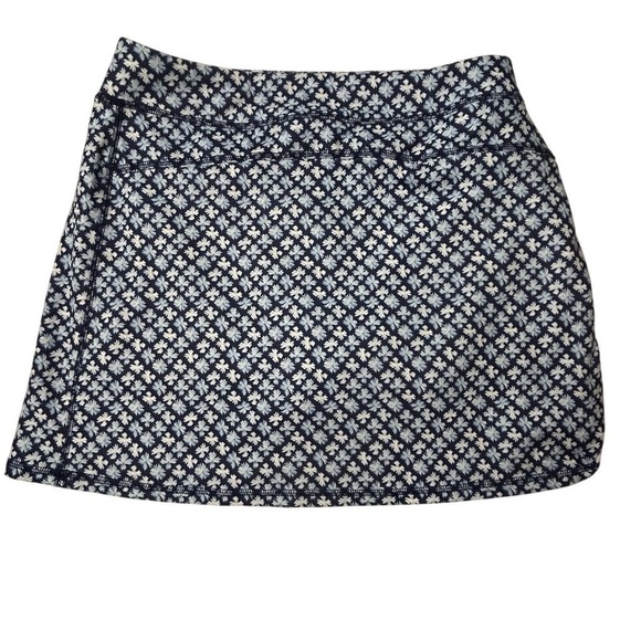 Lands' End Women's Floral Skort Blue Size M Built-in Shorts Casual Golf - Picture 5 of 10